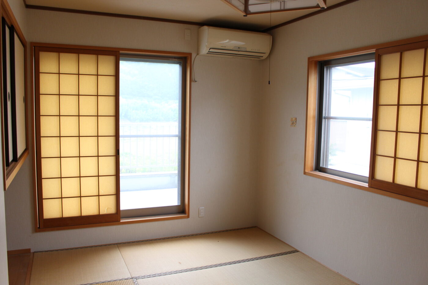 橋本市 東家５丁目（橋本駅） 2階建 ３ＬＤＫ