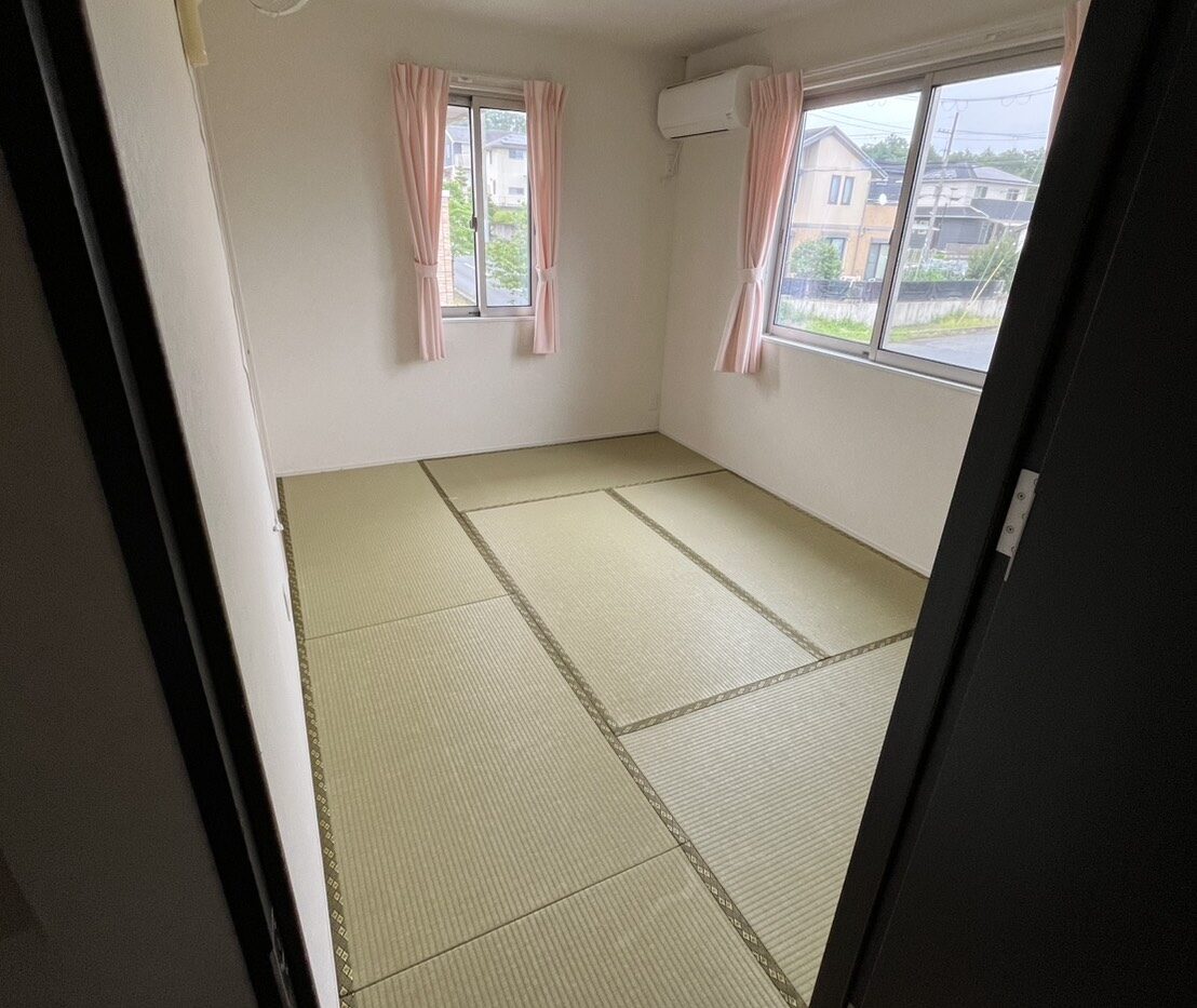 五條市 なつみ台１丁目（大和二見駅） 2階建 ５ＬＤＫ